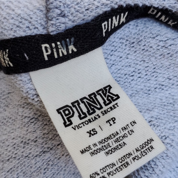 Pink VS zippered sweatshirt with hoodie 😍 1990's Look at the pictures great con - Picture 8 of 8